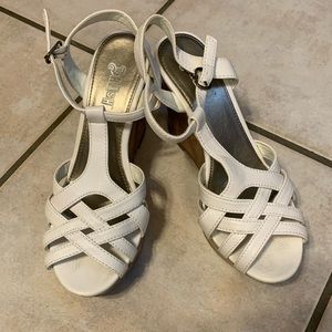 Brash - Women’s Size 8 - 4.5 inch Heal - 1.25 inch Platform - Lightly Worn